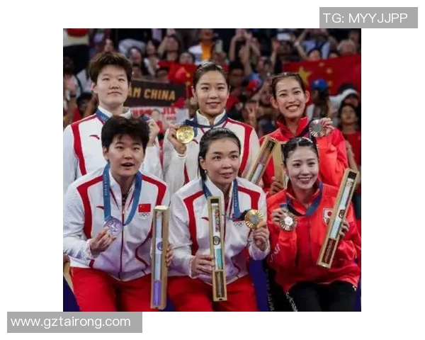 杭州羽毛球队与武汉羽毛球队赛后复盘分析比赛经验与战术调整
