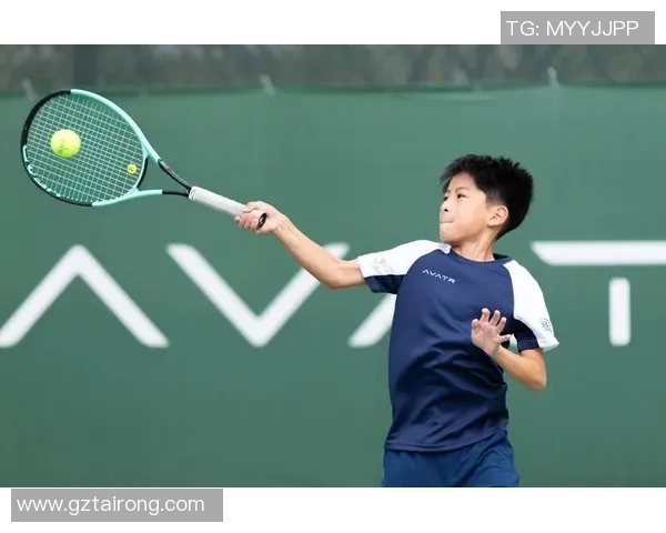 广州网球队阵地战体系的战术解析与实践探讨