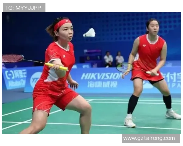 杭州羽毛球队在总决赛中以98分稳居积分榜首位展现强劲实力