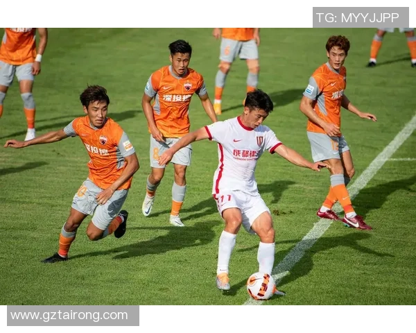 赛后分析:深圳足球队与成都足球队个人能力对比及表现评估